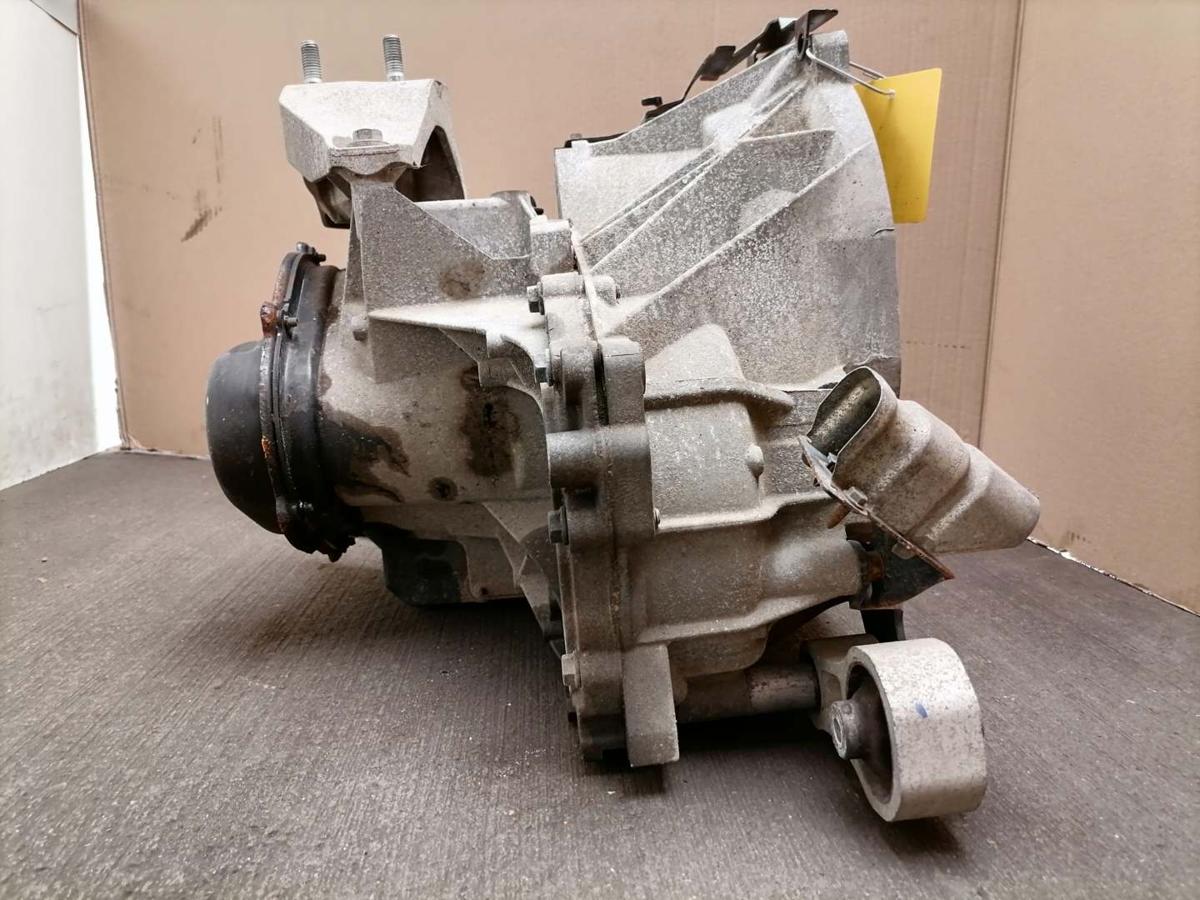 Ford Fiesta JA8 Bj.2010 original 5 Gang Schaltgetriebe 8A6R7002JA 1,2 44KW